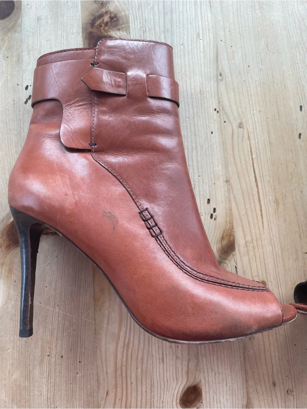 Tory Burch Modern Glam Leather Heel Booties with Side Zipper Size 11